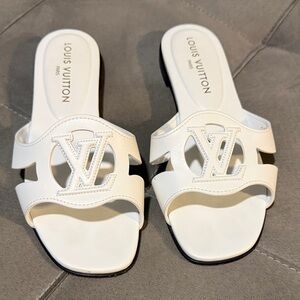 Louis Vuitton White Isola Flat Mule